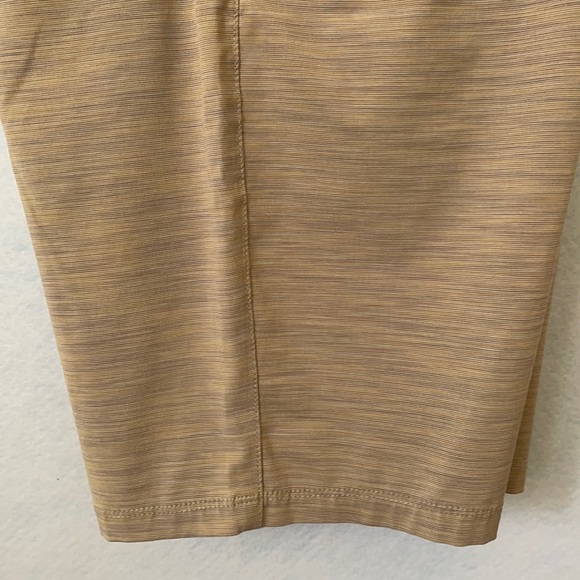 Volcom Khaki Multi-Color Textured Hybrid Shorts - Picture 3 of 12
